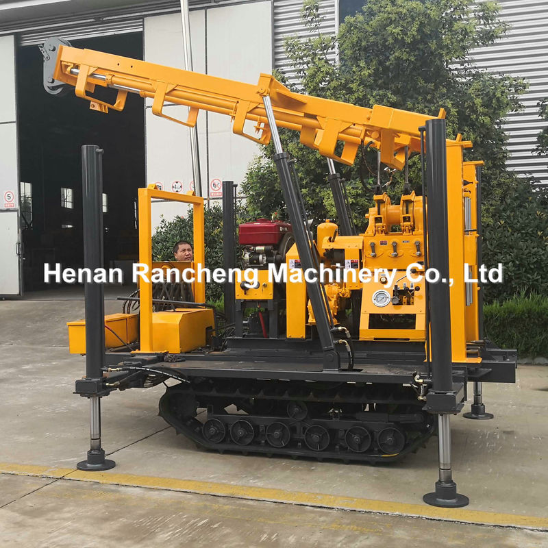 130m 180m 200m ความลึก เครื่องขุดบ่อน้ําประเภท crawler 2200KW เครื่องยนต์ดีเซล