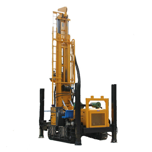 ความลึก 700 เมตร 140 - 400 มิลลิเมตร ช่องเจาะ Dia เครื่องเจาะบ่อน้ํา 132KW เครื่อง Cummins