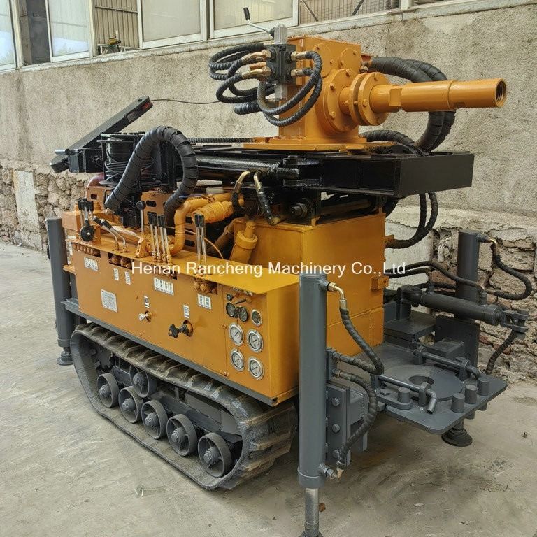 เครื่องเจาะบ่อน้ําแบบไฮดรอลิก ความลึก 150m กว้าง 90-300mm ด้วยแรงยก 12T