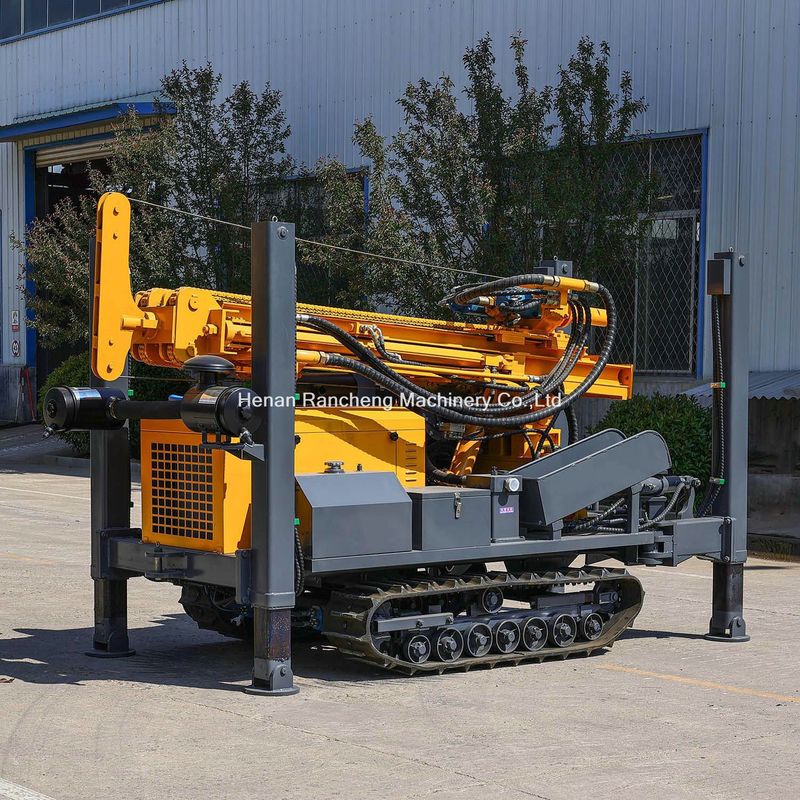 ขาสนับสนุนไฮดรอลิกสูง 350m Crawler Borehole เครื่องเจาะบ่อน้ําด้วยเครื่องยนต์ 91KW