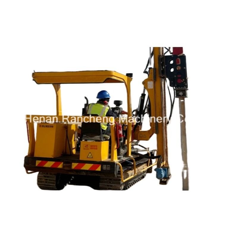 รถขับไฟฟ้าพลังแสงอาทิตย์ RCH530D สําหรับเครื่องยนต์ดีเซล 70KW / นาทีอัตราการไหลของระบบไฮดรอลิก