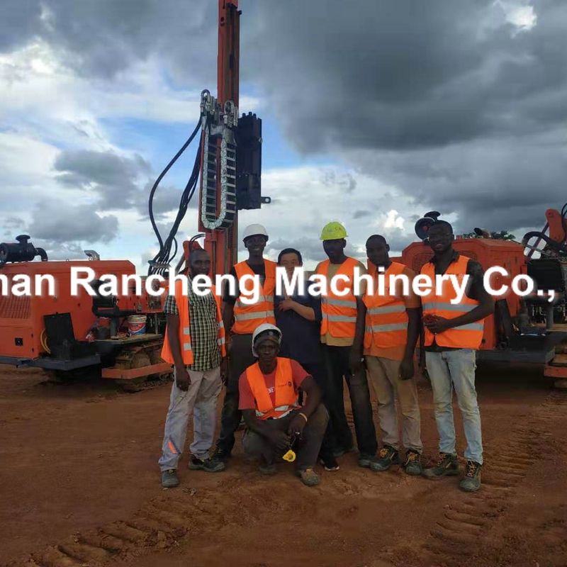 เครื่องเจาะไฮดรอลิก RC260Y โมเดลทั้งเจาะหมุนและ Ramming หัว Ramming สําหรับท่อ Ramming Max 6m