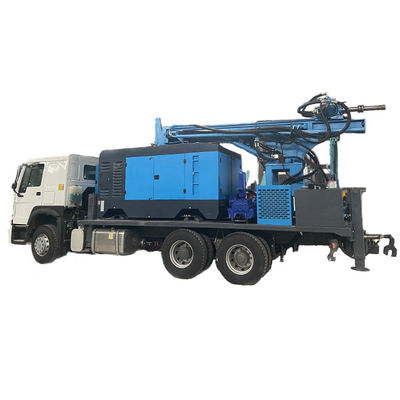 เครื่องเจาะบ่อน้ําลึก 500 เมตร รถบรรทุกน้ํา 266HP เครื่องบรรทุก 40 - 130 รอบ / นาที ความเร็วหมุน