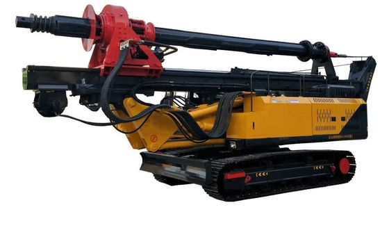 ไฮดรอลิก เครื่องเจาะหมุนขนาดเล็ก 15m ความลึกการเจาะ 110KW เครื่องยนต์ดีเซล