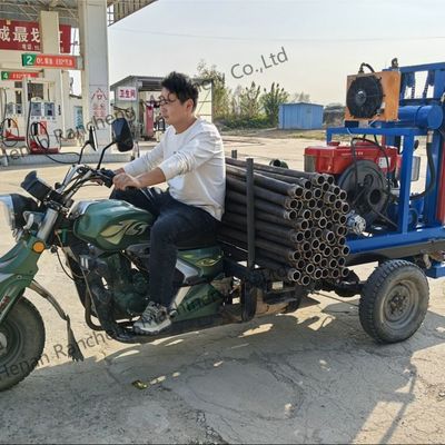 เครื่องเจาะบ่อน้ําขนาดเล็ก ไฮดรอลิก พกพา tricycle เครื่องเจาะบ่อน้ําสําหรับเจาะหลุมเจาะที่มีประสิทธิภาพ